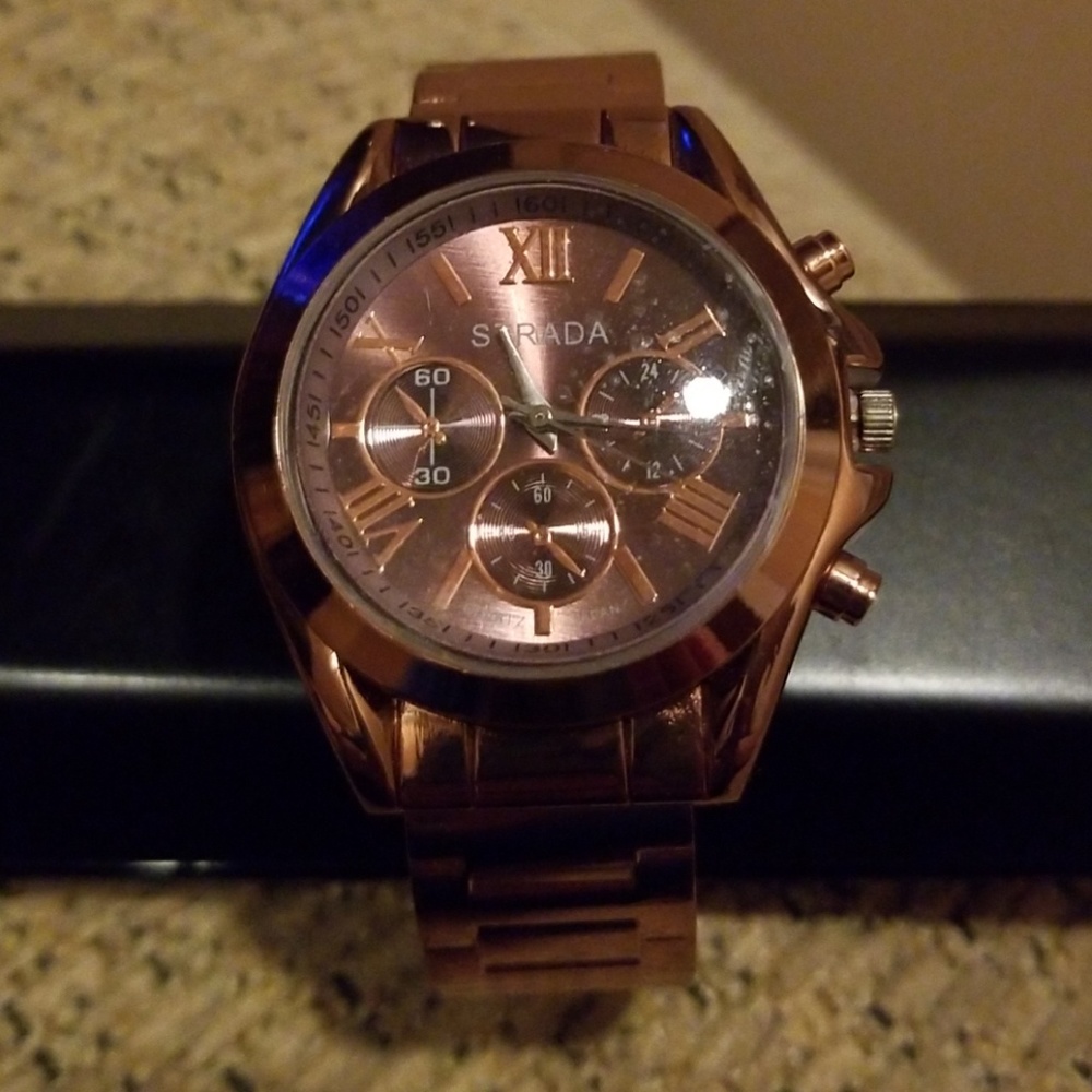 Strada Watch - Picture 3 of 5